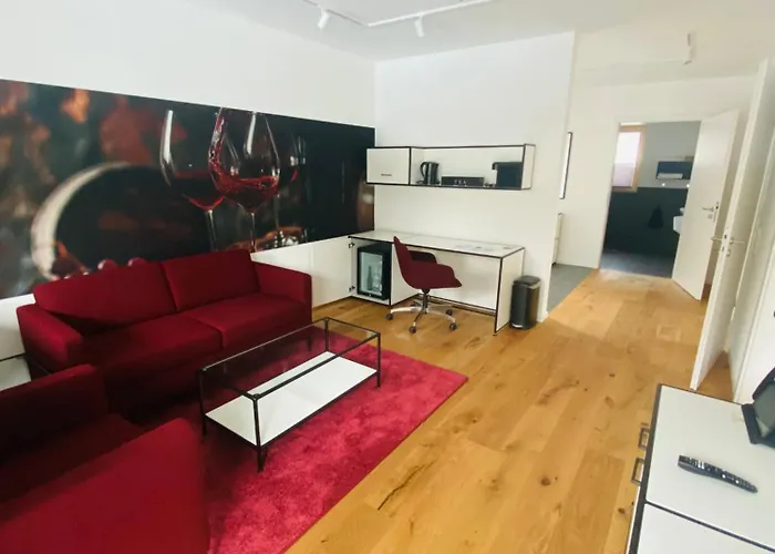 Altes Kelterhaus & Plein By Markus Plein فينتريش