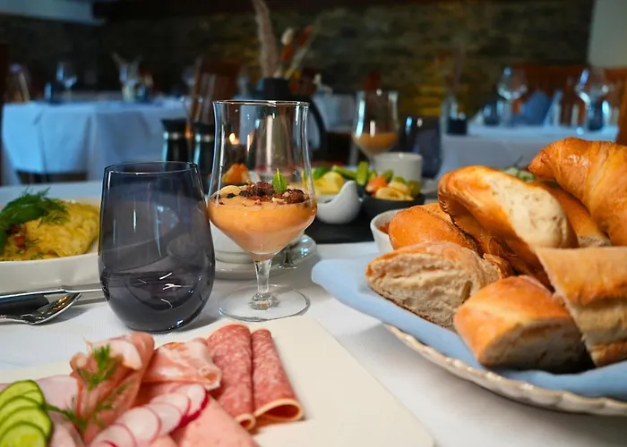 Altes Kelterhaus & Plein By Markus Plein *